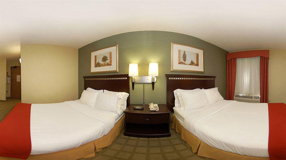 Express By Ihg Hotel Corydon