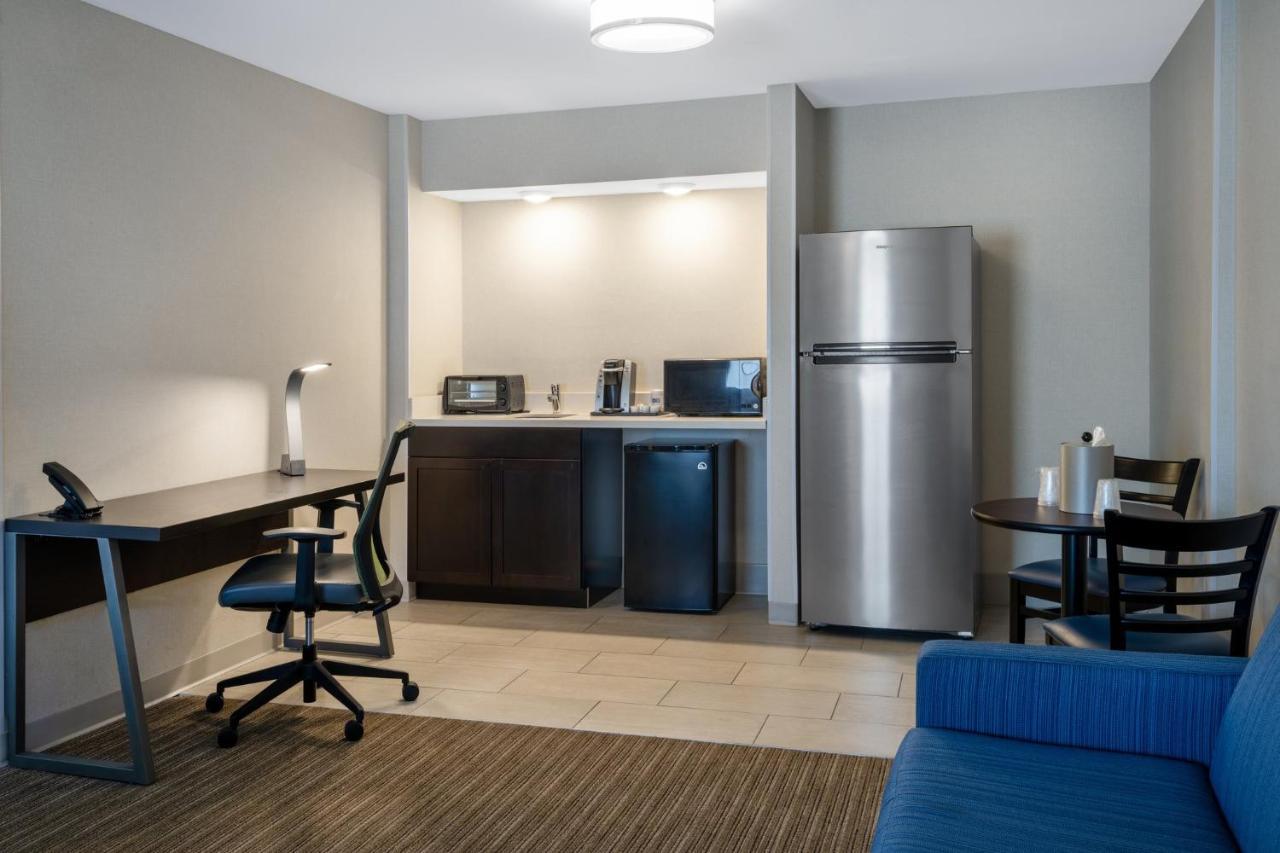 Express By Ihg Hotel Corydon