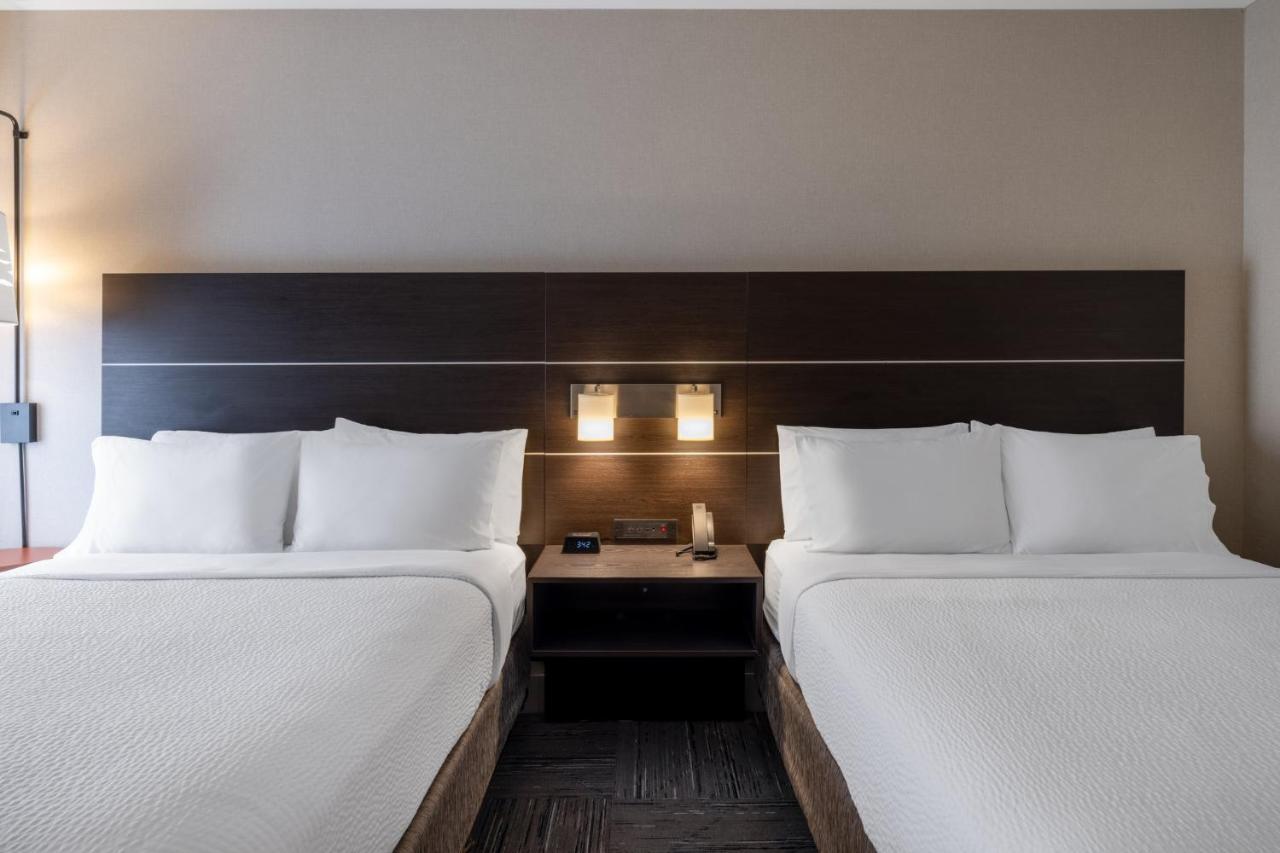 Express By Ihg Hotel Corydon