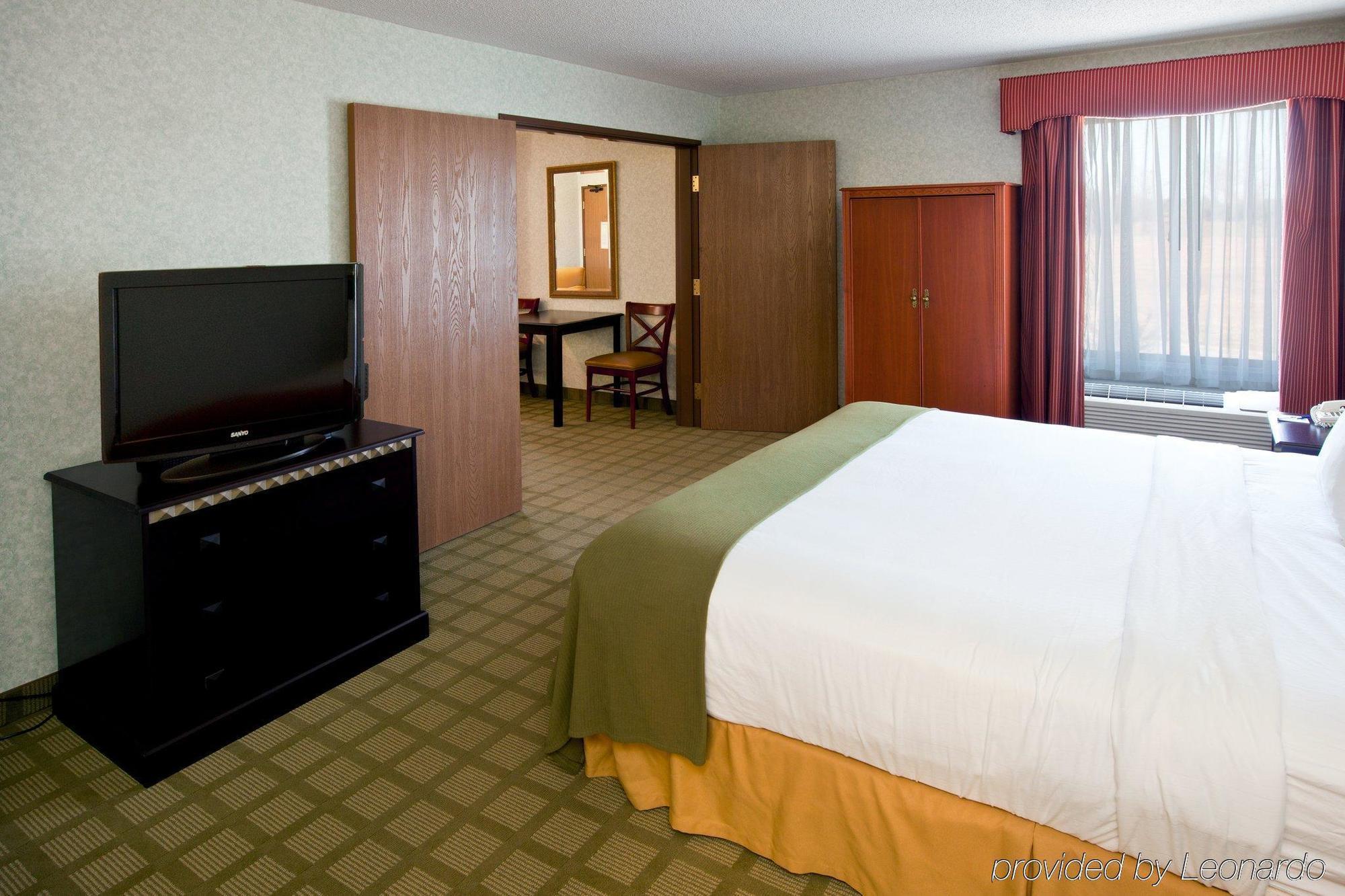 Express By Ihg 3*